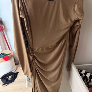 Elegant Brown Long Sleeve Dress